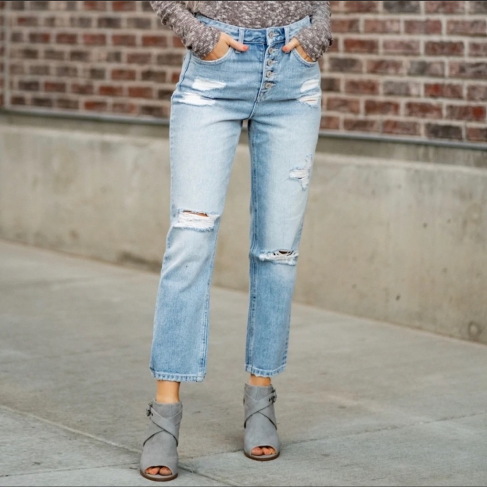 Vervet Belvoir - Super High Rise Button Up Distressed Straight Jeans​